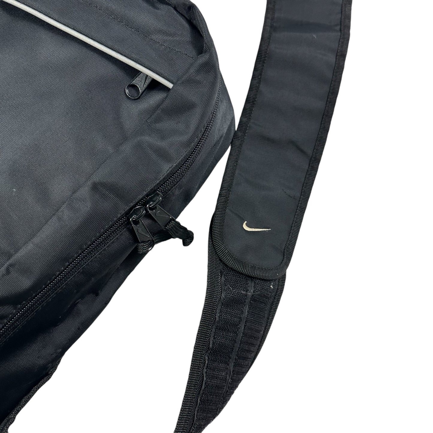 00s Nike Sling Bag