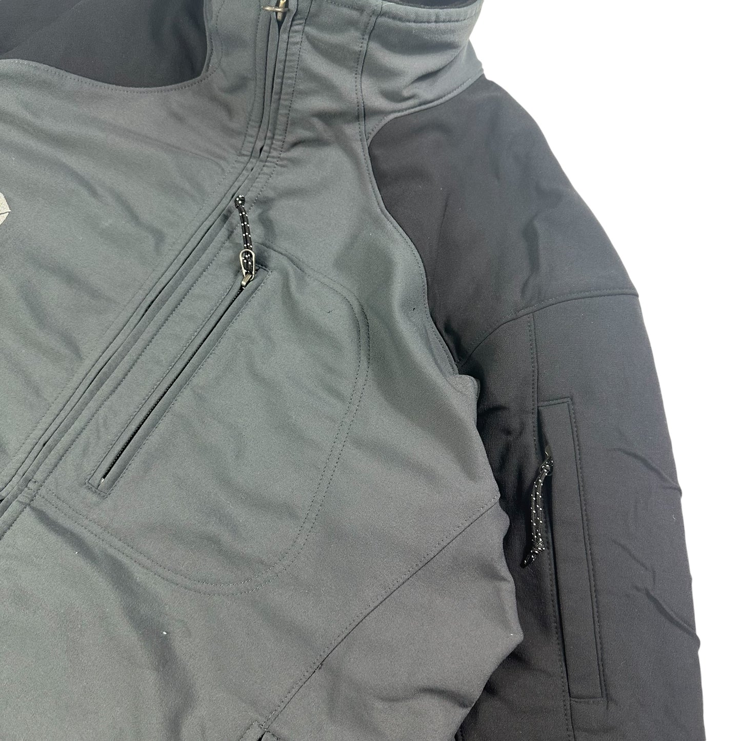 00s Mountain Hardware 2 Piece set (jacket and bottoms)