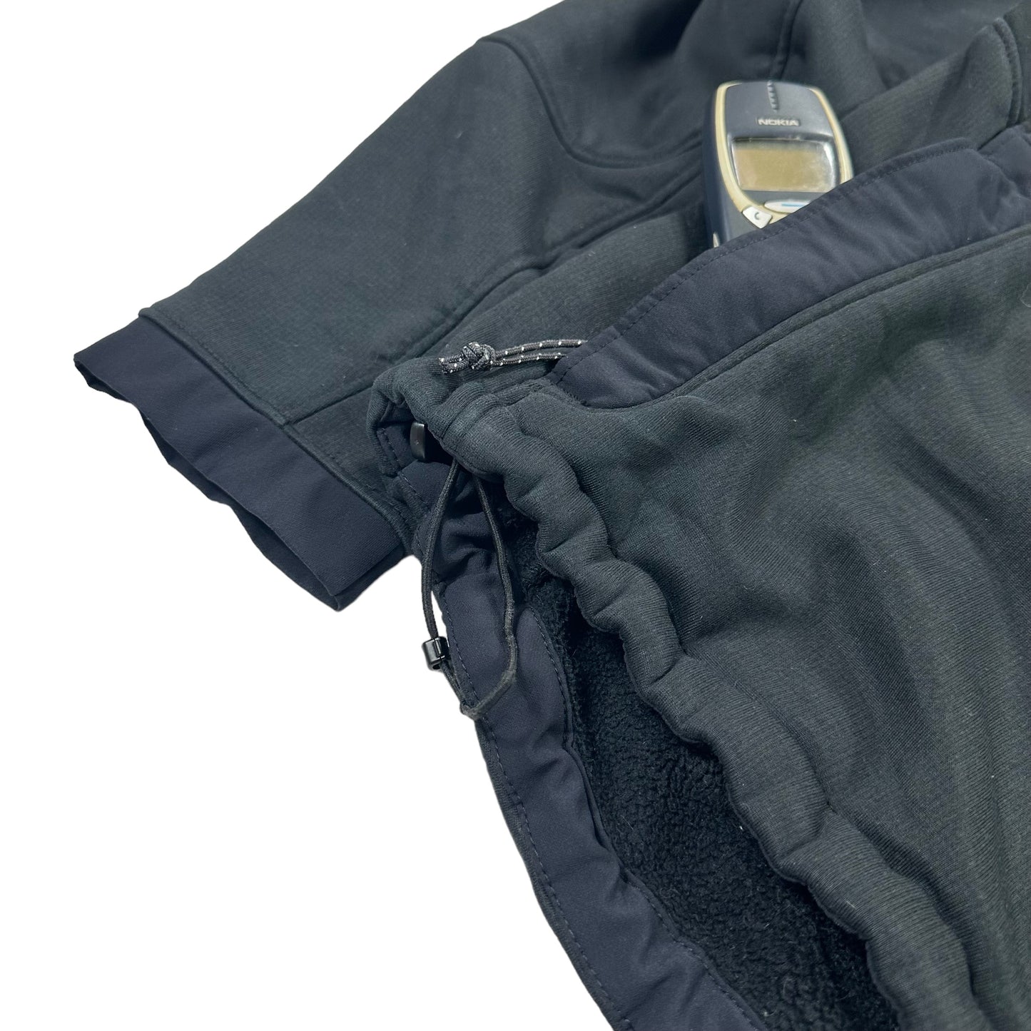 00s Mountain Hardware Softshell Jacket