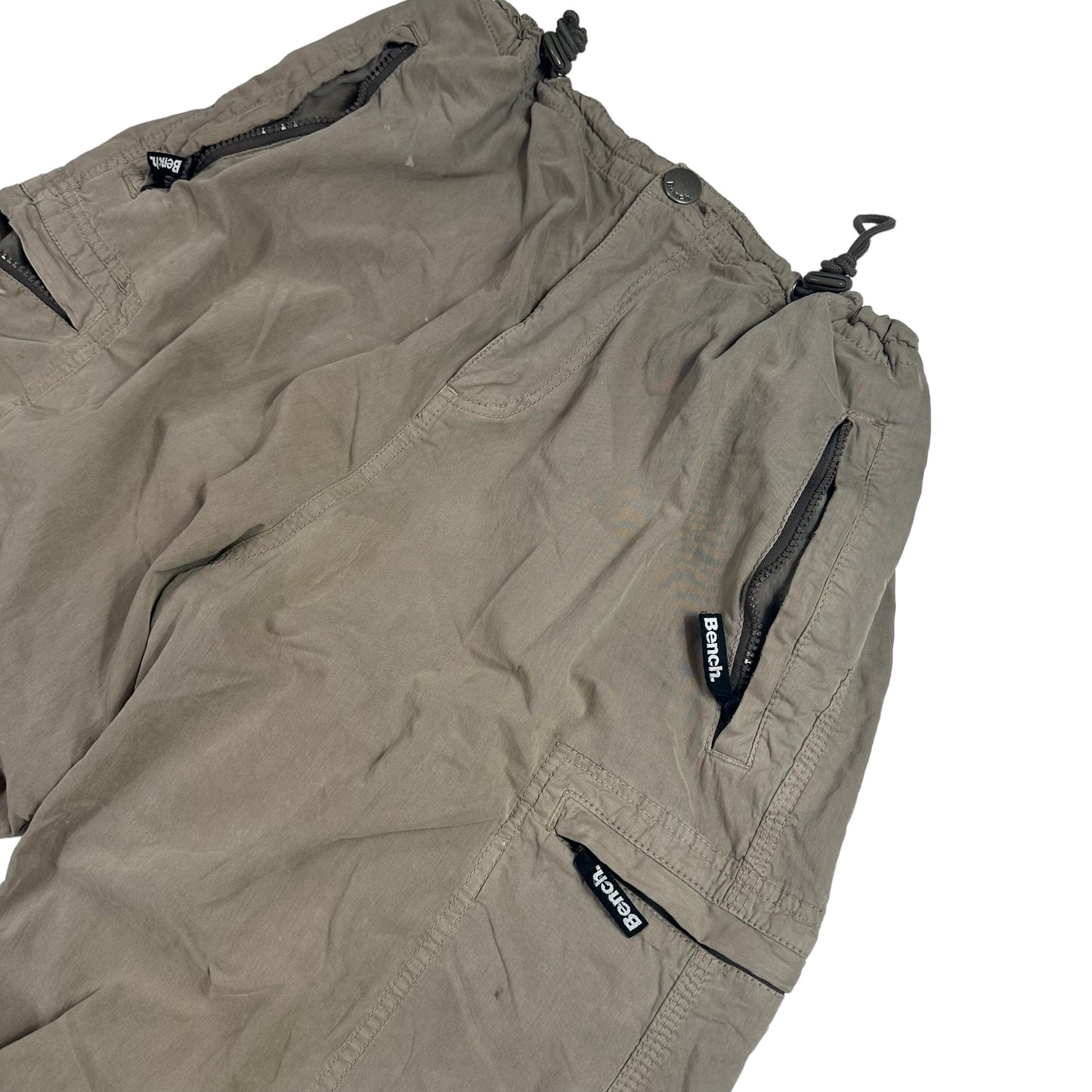 00s Bench Baggy Parachute Cargo